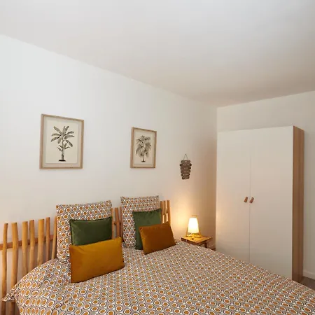 Appartement Hyper-centre /4 Personnes/ Cathedrale / Ascenseur *